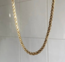 Load image into Gallery viewer, Meri Necklace
