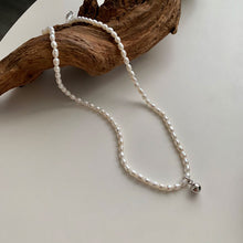 Load image into Gallery viewer, Heidi Pearl Necklace
