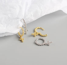 Load image into Gallery viewer, Delilah Earrings
