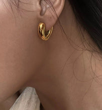 Load image into Gallery viewer, Silas Earrings
